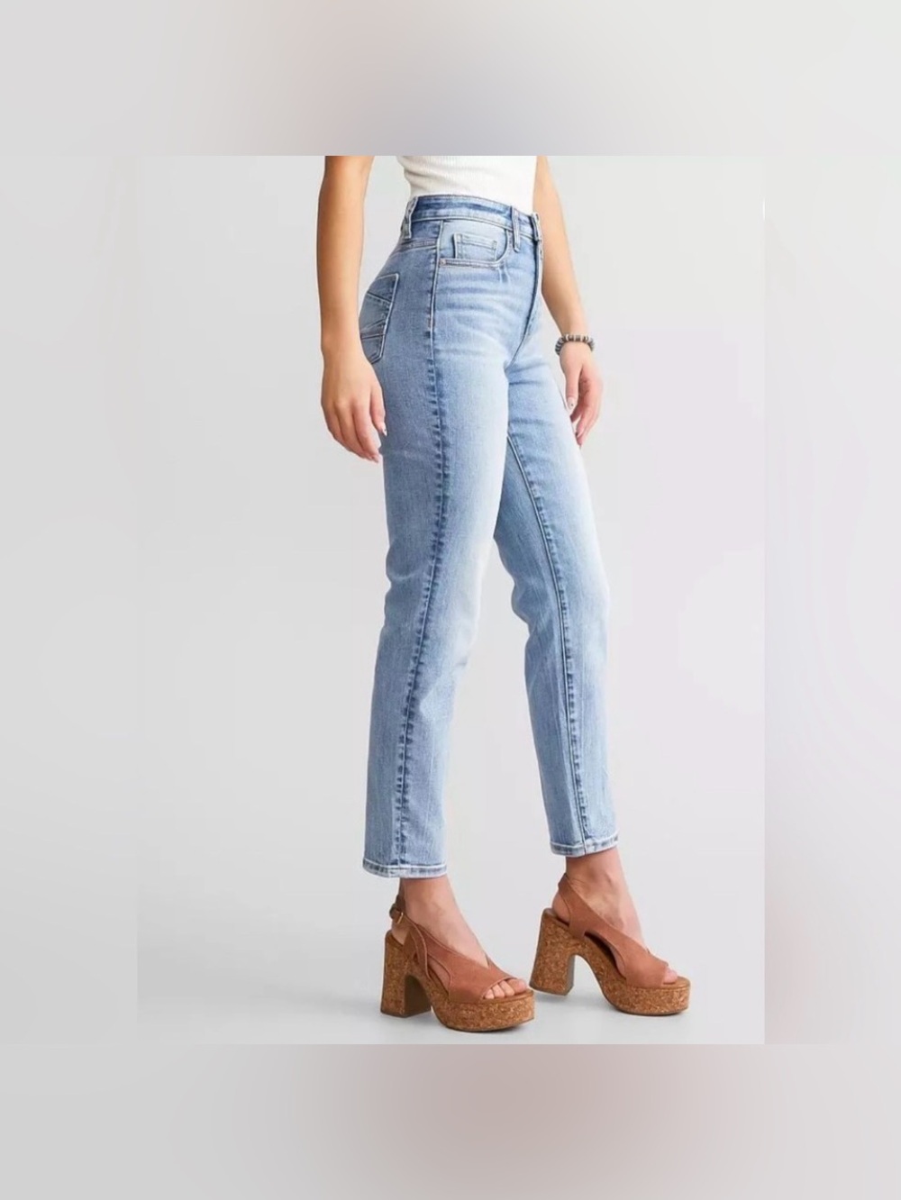 BKE ELLIE High Rise Mom Jean Size 25 Inseam 28” NWT